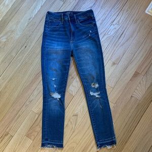 Abercrombie Medium Blue Wash Simone High Rise Jeans Size 25 / 0 Short